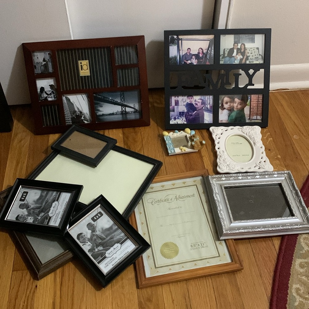 12 Items Photo Frames For One Price. Some are New With Tag. Some Lightly Used